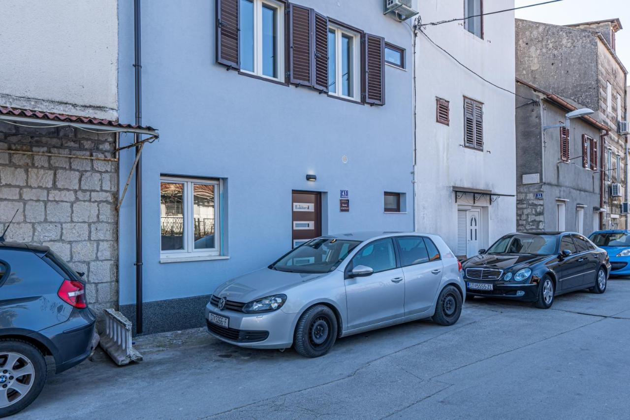 Appartamento Su Casa - At Kastela Oldtown Esterno foto