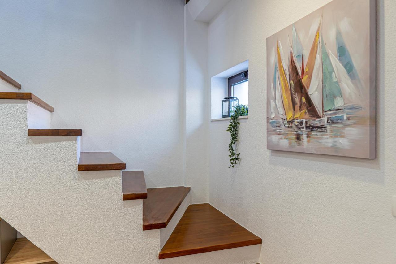 Appartamento Su Casa - At Kastela Oldtown Esterno foto