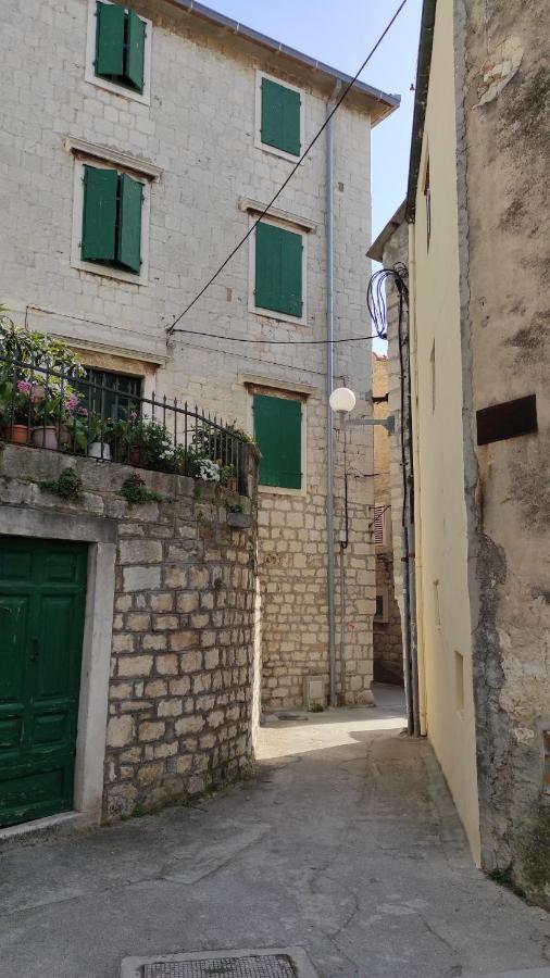 Appartamento Su Casa - At Kastela Oldtown Esterno foto